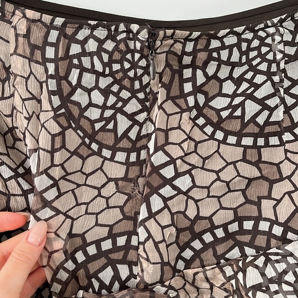 Laundry brown flowy silk maxi skirt size 4 - Picture 8 of 10